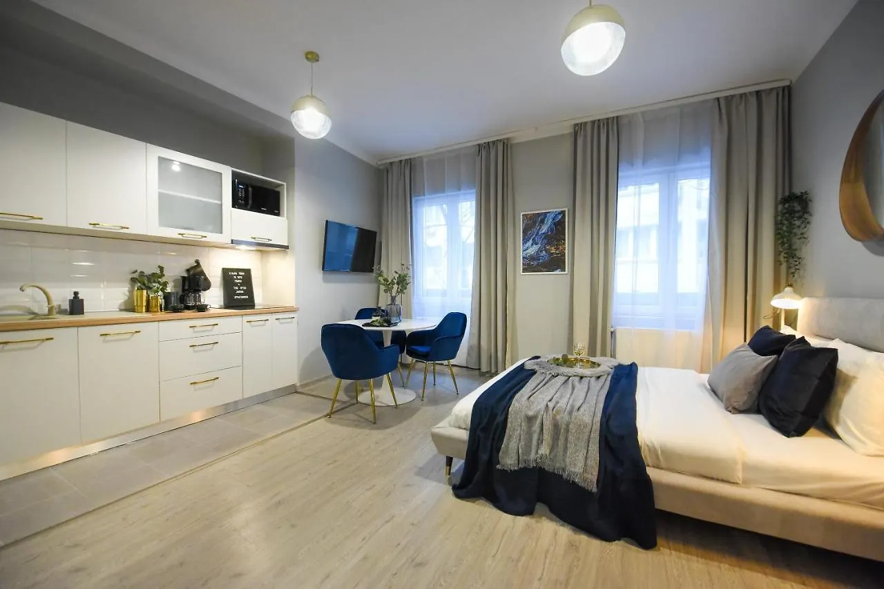 Urban Adventure For Two Apartment Bucureşti România